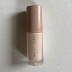 Fenty Beauty Pro Filt’r Instant Retouch Primer